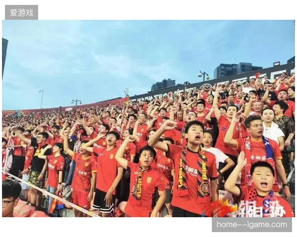重庆铜梁龙欲捍卫主场优势，考验北京国安近期不稳的后防线